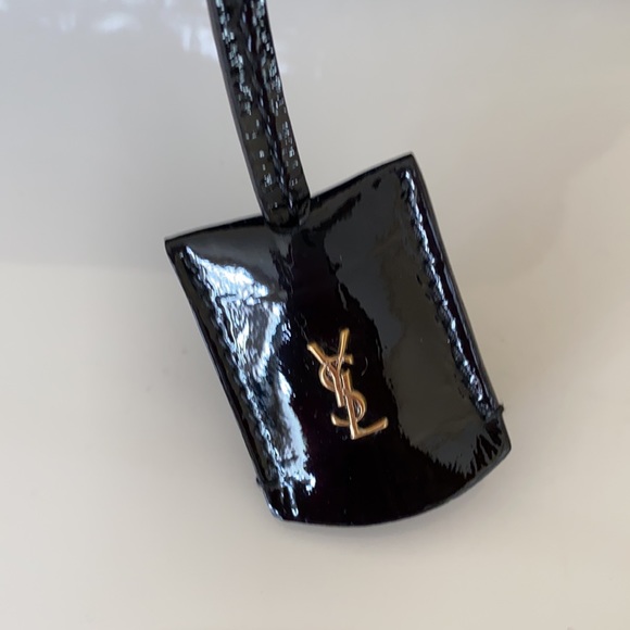 Authentic YSL Muse Messenger Patent leather bag - Picture 6 of 13